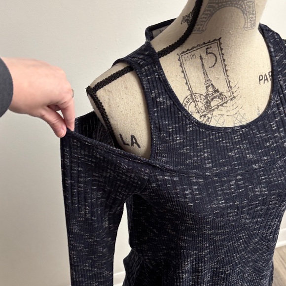 Blue Ribbed Cold Shoulder Knit Maturity Blouse - Picture 4 of 16